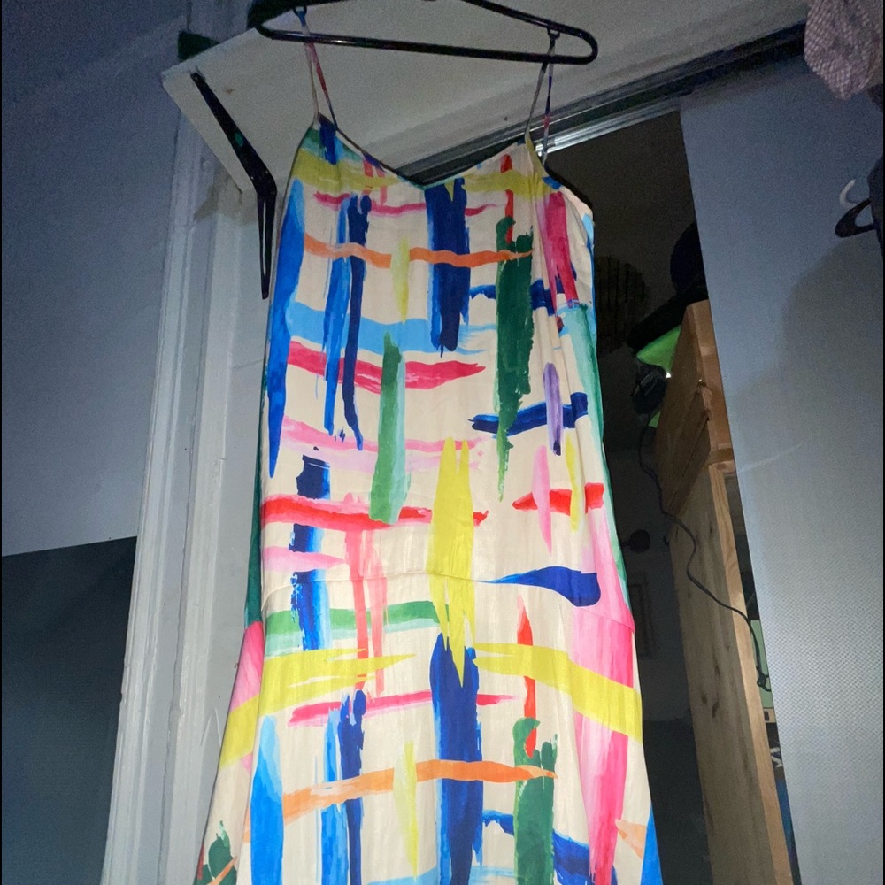 Essential Antwerp. Design is colorful artistic blocks size 42 like new.